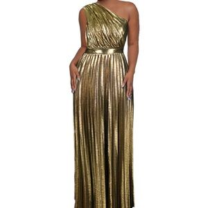Radiant Gold One-Shoulder Gown